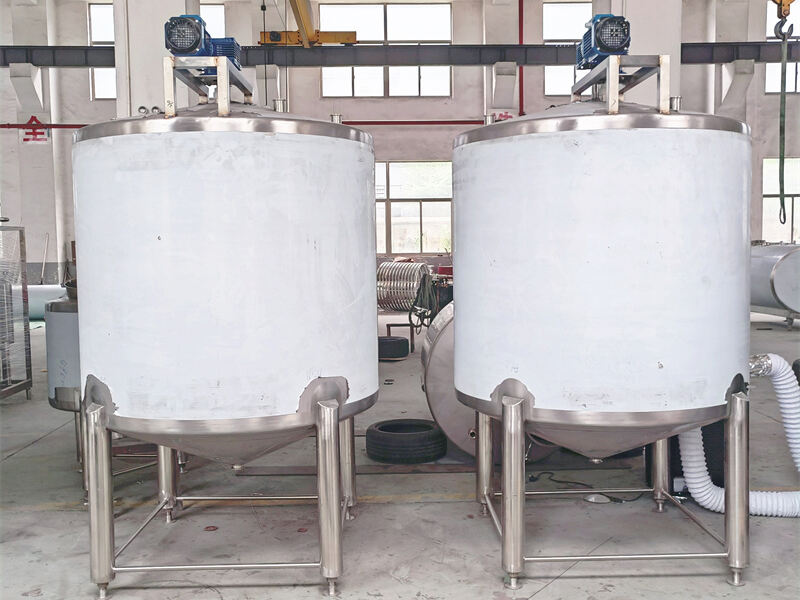 Aging tanks