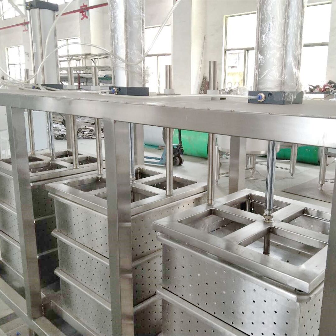 cheese press1.jpg