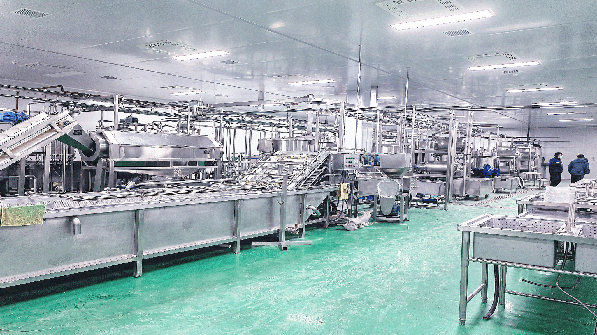 Dalla Frutta alla Bottiglia: Come Funziona l'Equipaggiamento per la Produzione di Succo