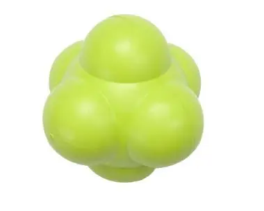 Six corner sreactto the ball