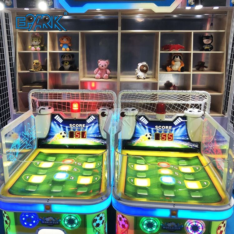 Throw Ball Game Arcade Pitch the Ball Score Award Gift Football Games ...