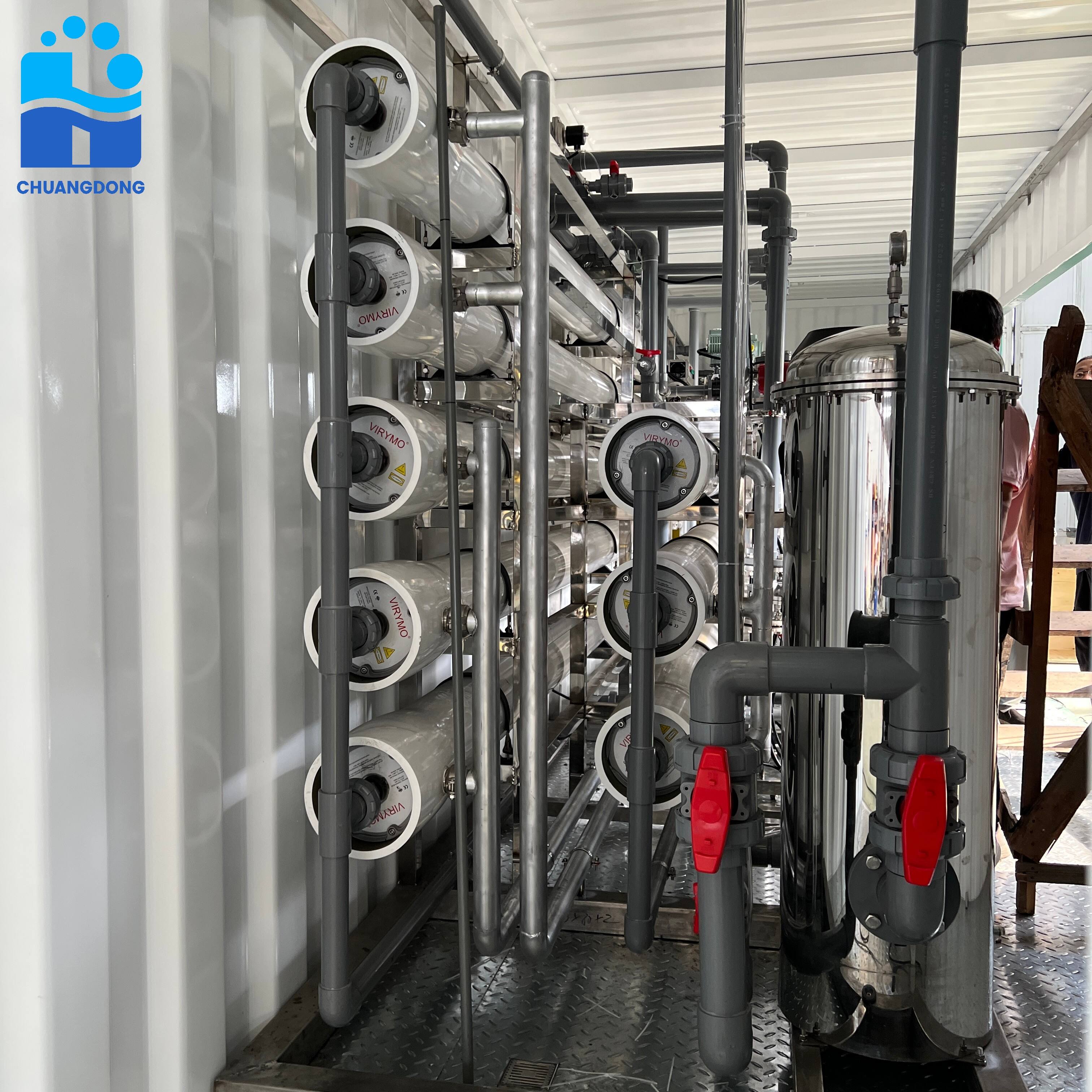 Welche korrosionsbeständigen Materialien werden beim Bau von Entsalzungsanlagen verwendet?