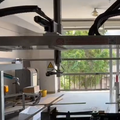 신친펑, 정밀 서보 제어 기반 고급 다축 스프레이 도장기 출시