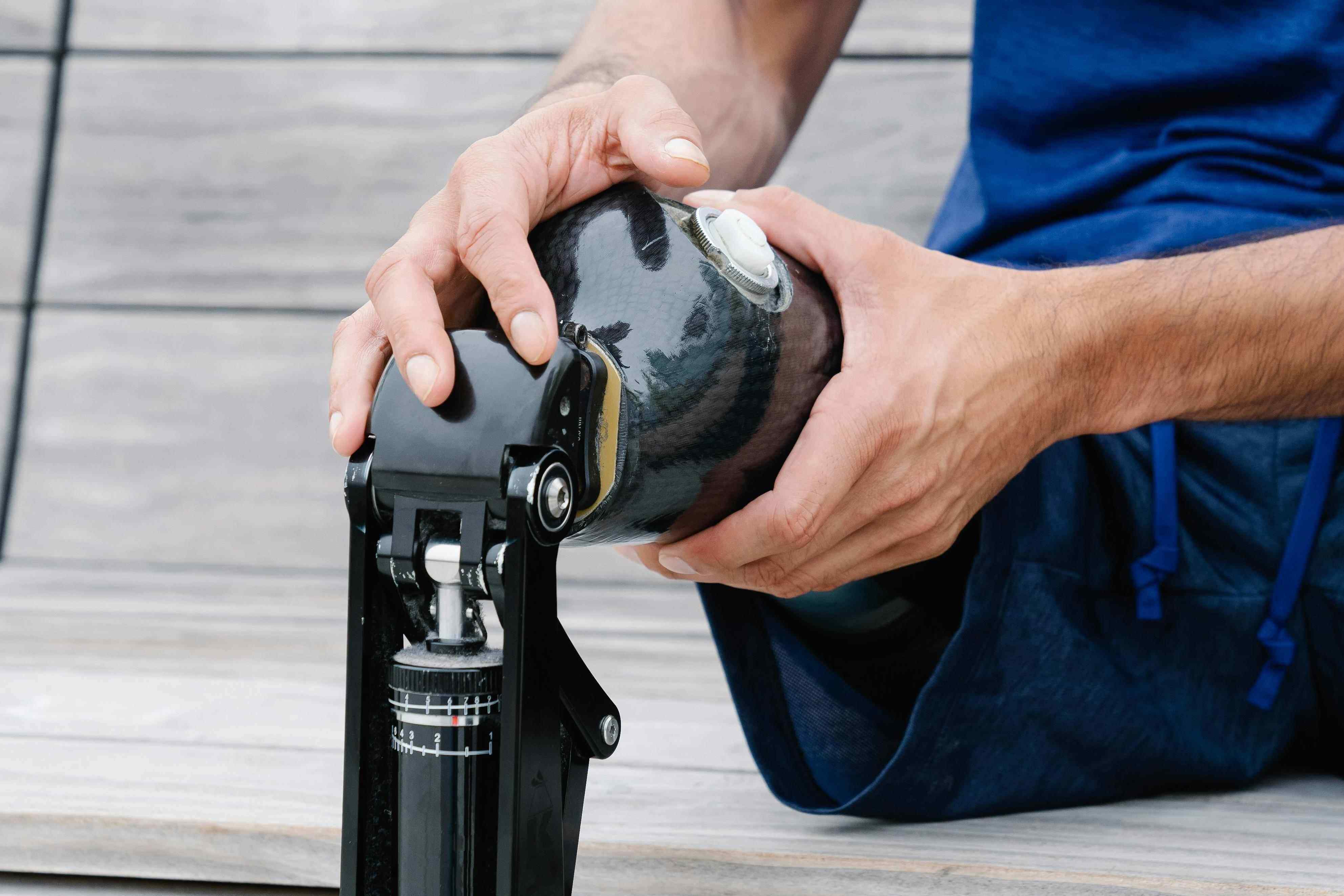 Innovations in Carbon Fiber for Medical Applications: The Lightweight Revolution from Prosthetics to CT Scanner Tables-2