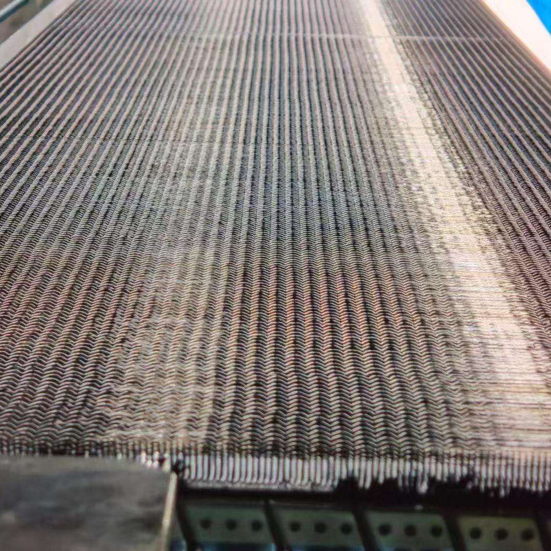 How to Select Fiberglass Fabric That Meets Industrial Quality Standards?