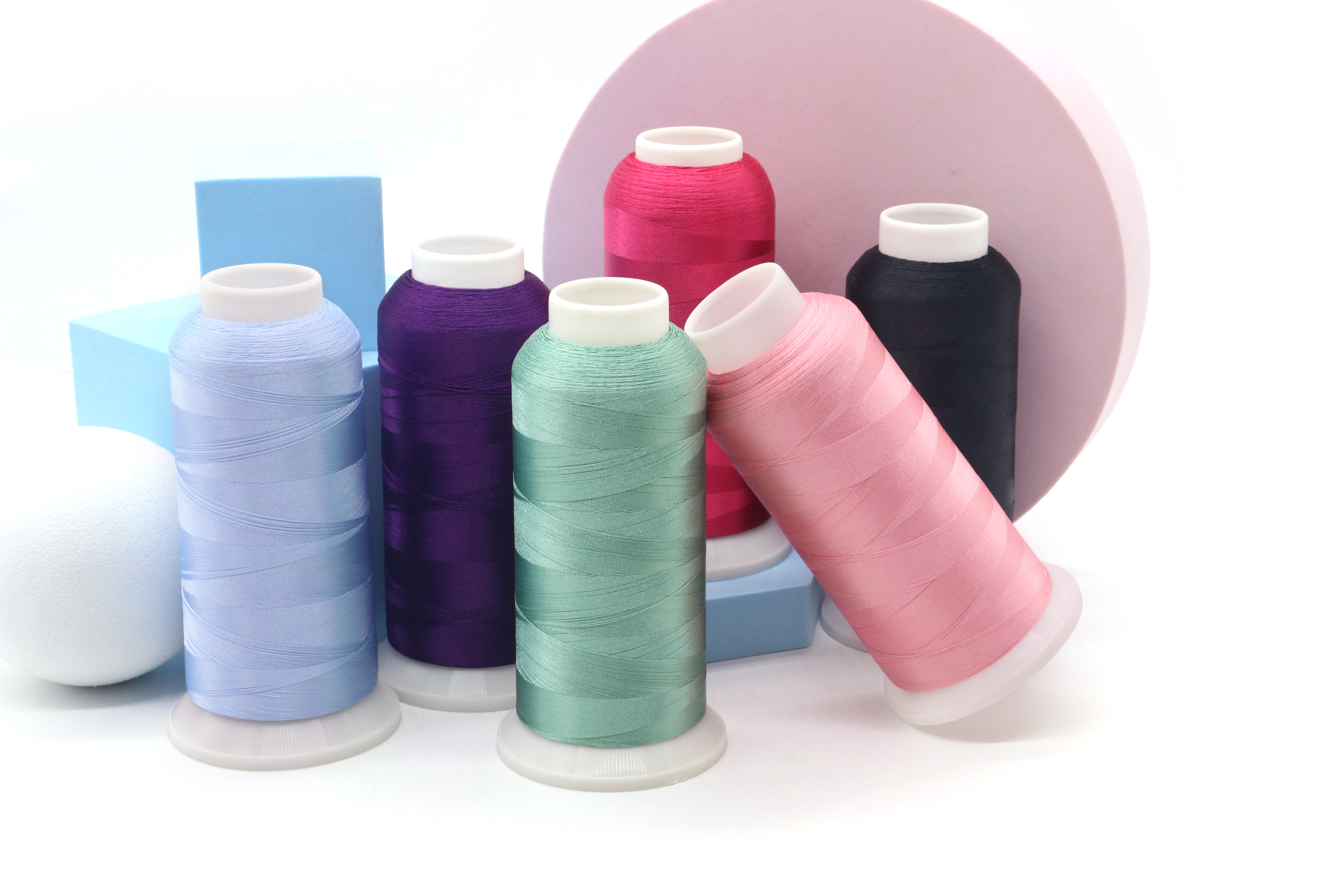 What Makes Polyester Yarn Durable and Easy to Care For