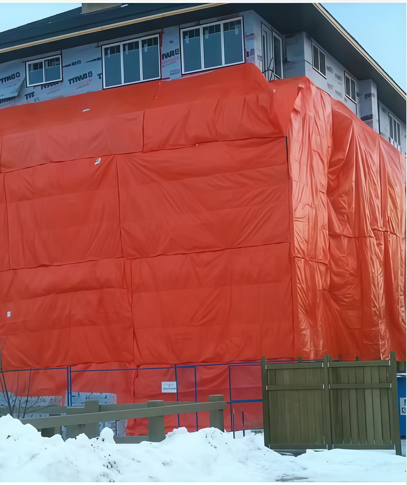 Heavy-Duty 6*25 FT Insulated Tarpaulin Concrete Curing Blanket Made of Durable Fabric