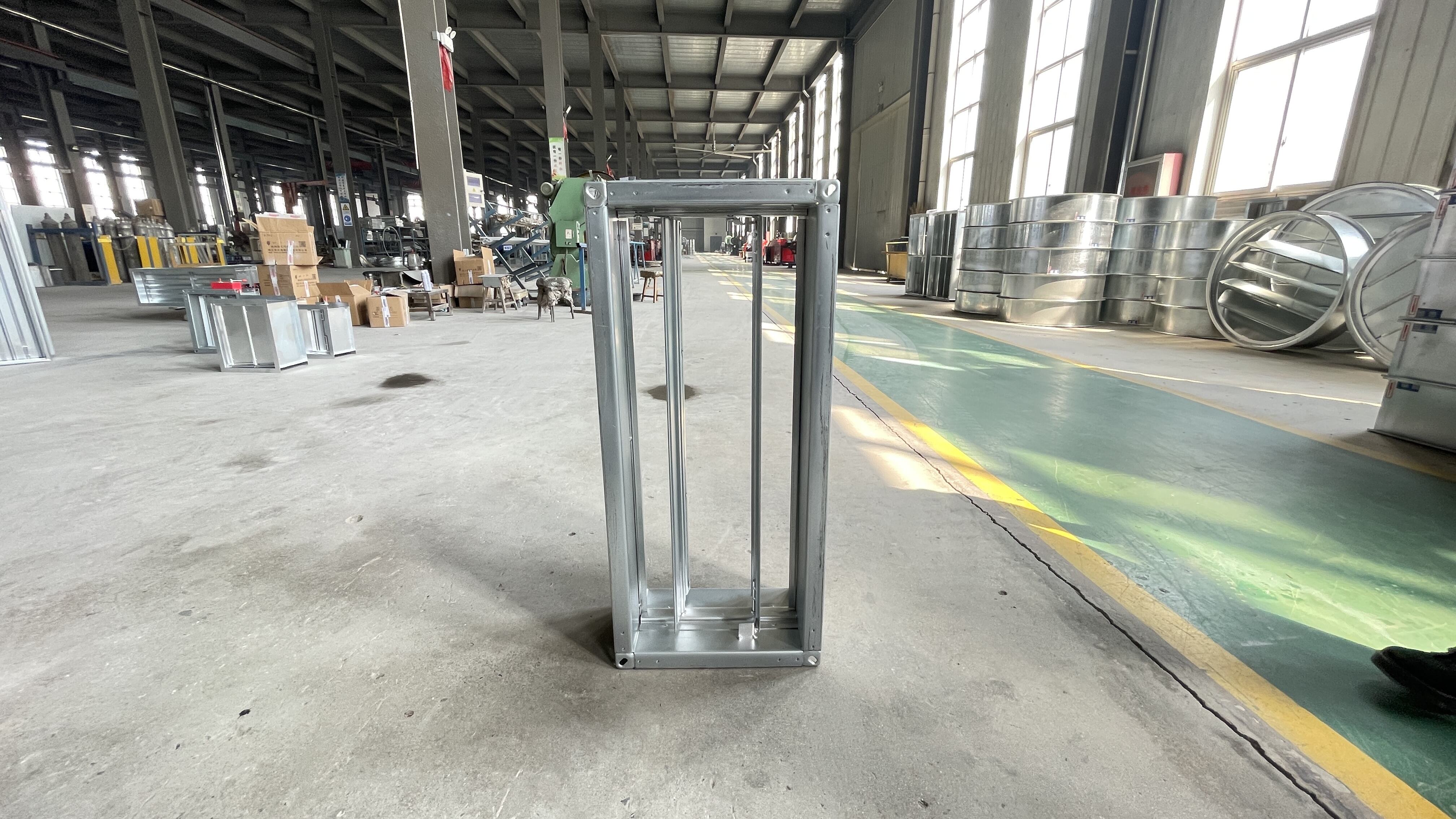 كيف تحمي درجات الحماية من الحرائق (Fire Dampers) سلامة المبنى أثناء الحوادث النارية؟