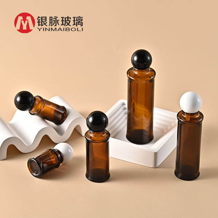 Hot Sale White Black Round Glass Bottle 5ml 10ml 15ml 20ml 30ml 50ml Cosmetics Essential Oil Glass with Spherical cover