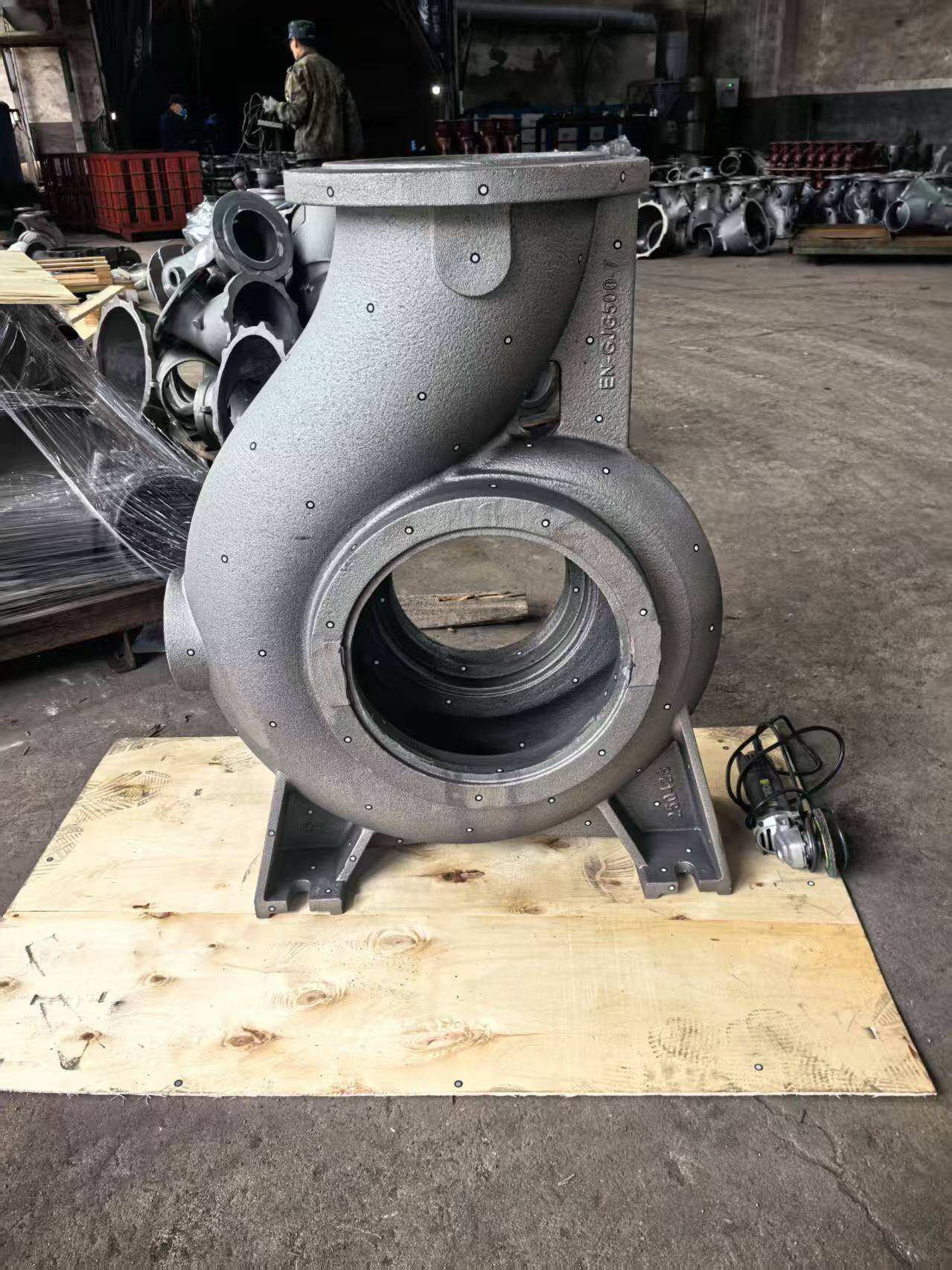 2.Valve and Pump Casting.jpg