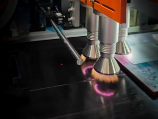 Imprimante à jet d'encre rotative One Pass : Augmentez la production rapidement