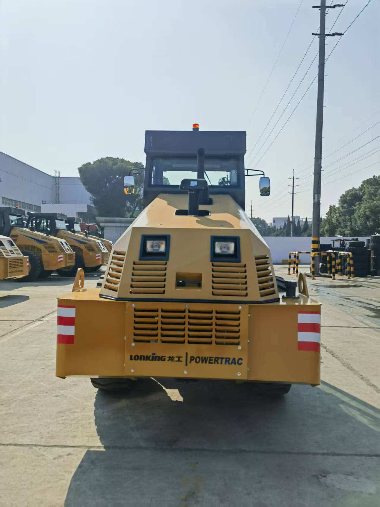 Should You Choose a Pneumatic Roller for Gravel Roads?