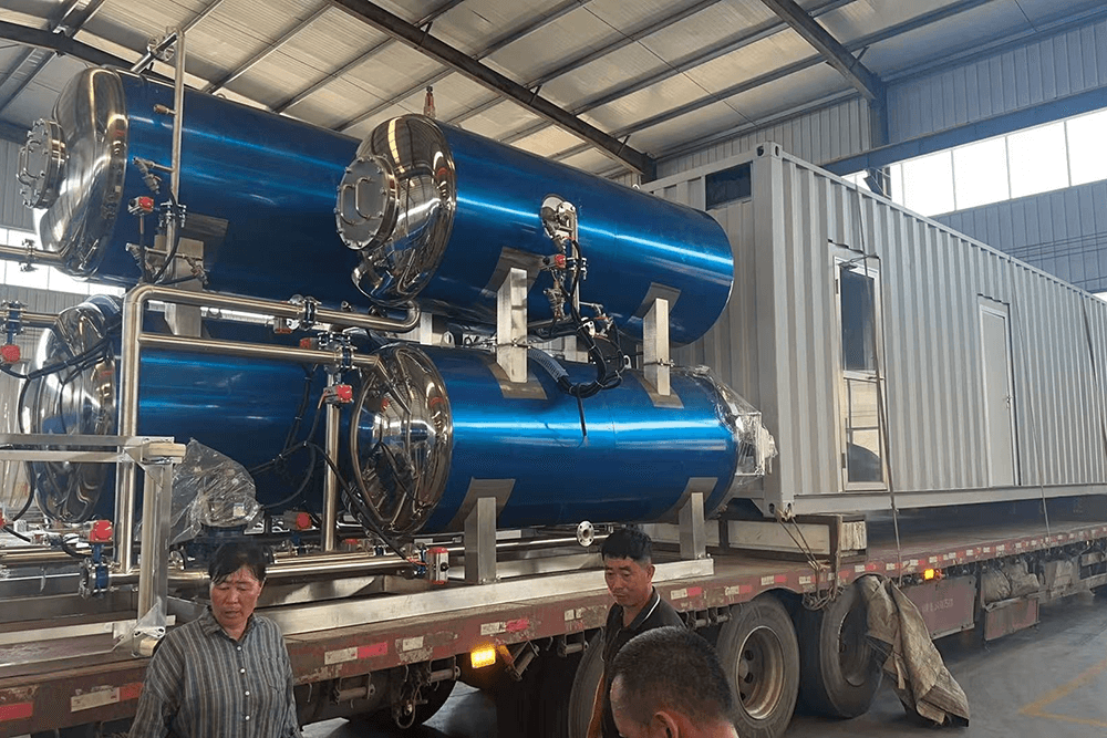 In-depth Industry Experience in Technological R&D and Customization Capabilities