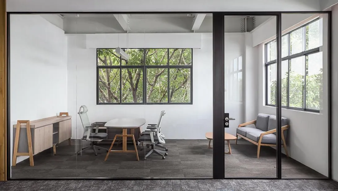 Can Partition Walls Improve Acoustic Privacy in Open Offices