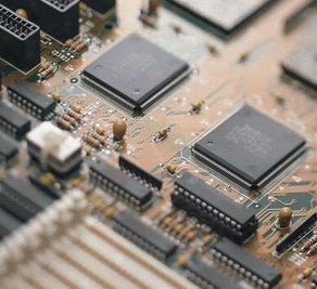 Interface geïntegreerde schakelingen in industriële communicatiesystemen: toepassingen van RS485 en CAN