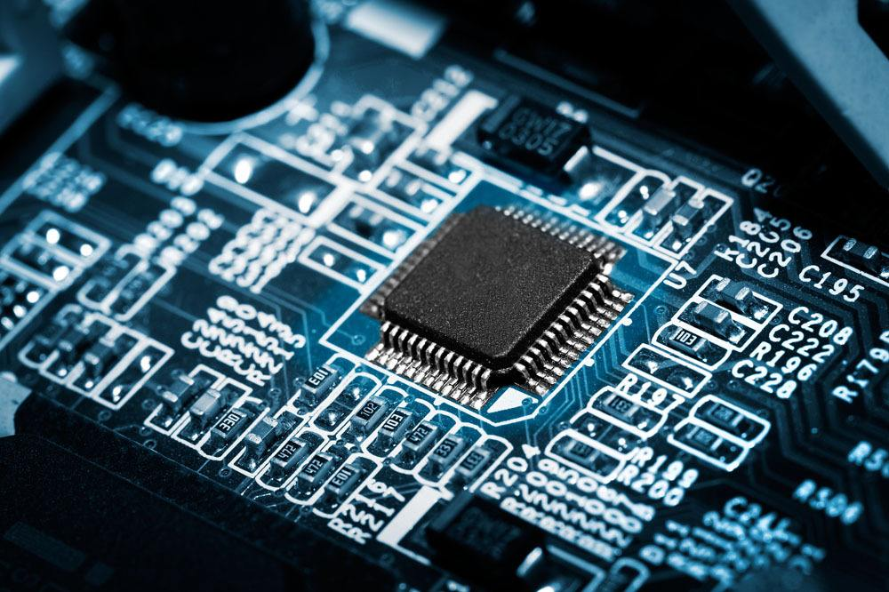 IC Chips: The Brain Behind Intelligent Hardware and Industrial Upgrades