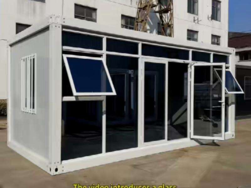 Video of detachable container products made of white glass