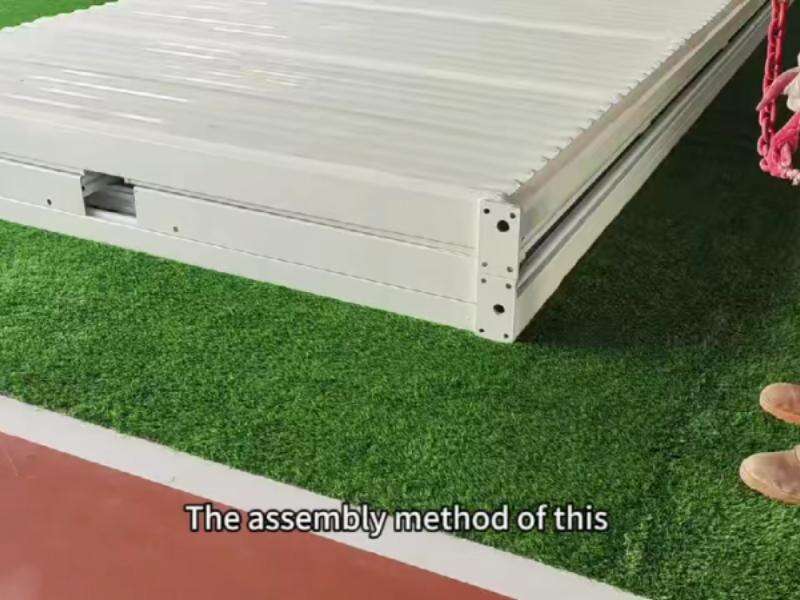 Product video of X-shaped folding container house