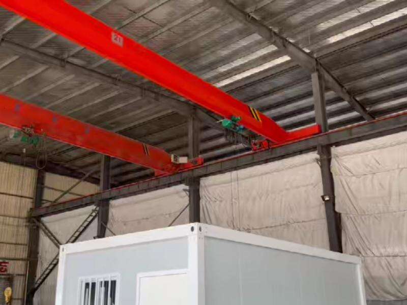 Main product: Video of the white standard detachable container house