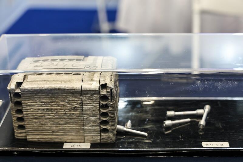 High-throughput material development and preparation