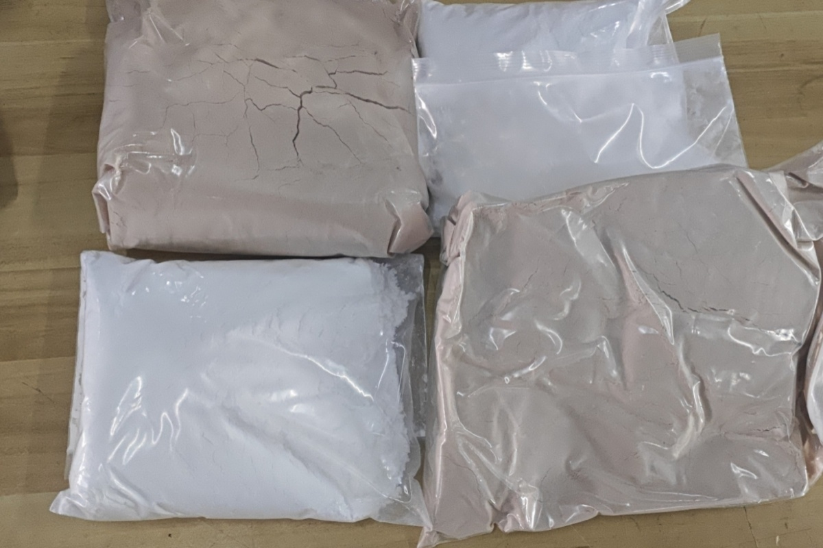 Jakie są główne kierunki przemysłowego zastosowania 1'-(1-naftoylo)indolu?