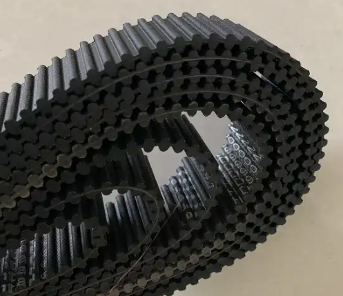 How to ensure timing belt precision for auto engine synchronization?