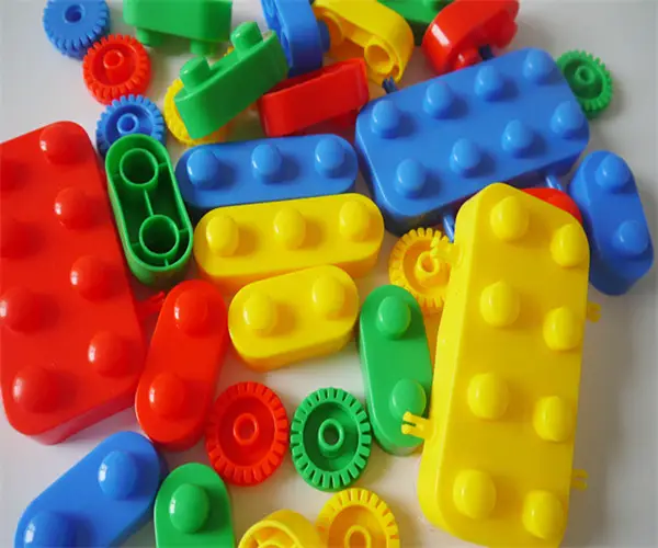 How to Ensure Safety of Plastic Products for Children's Toys?
