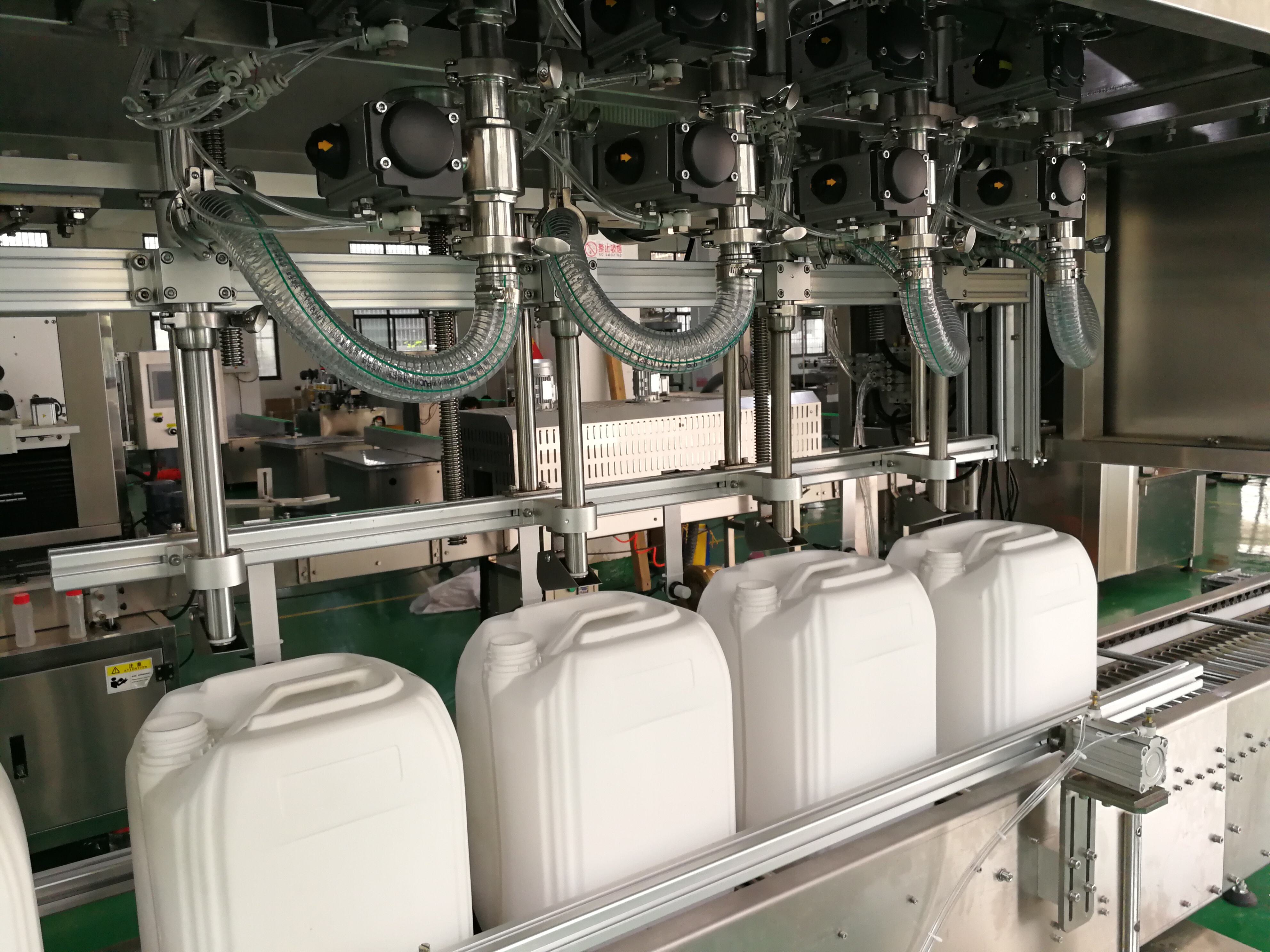 Multi-Head Liquid Weighing Filling Machine factory