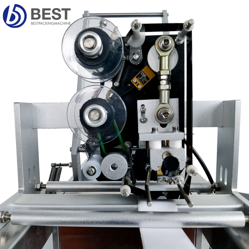 Efficient Automatic Rollon Labeling Machine: Speed & Accuracy