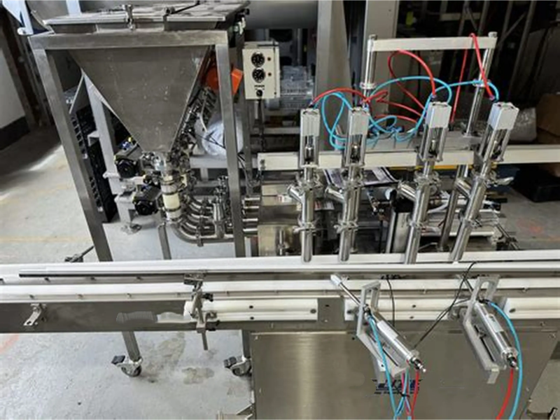 Distributeur à piston Smart Control 4 têtes : Automatisation avancée pour une précision optimale