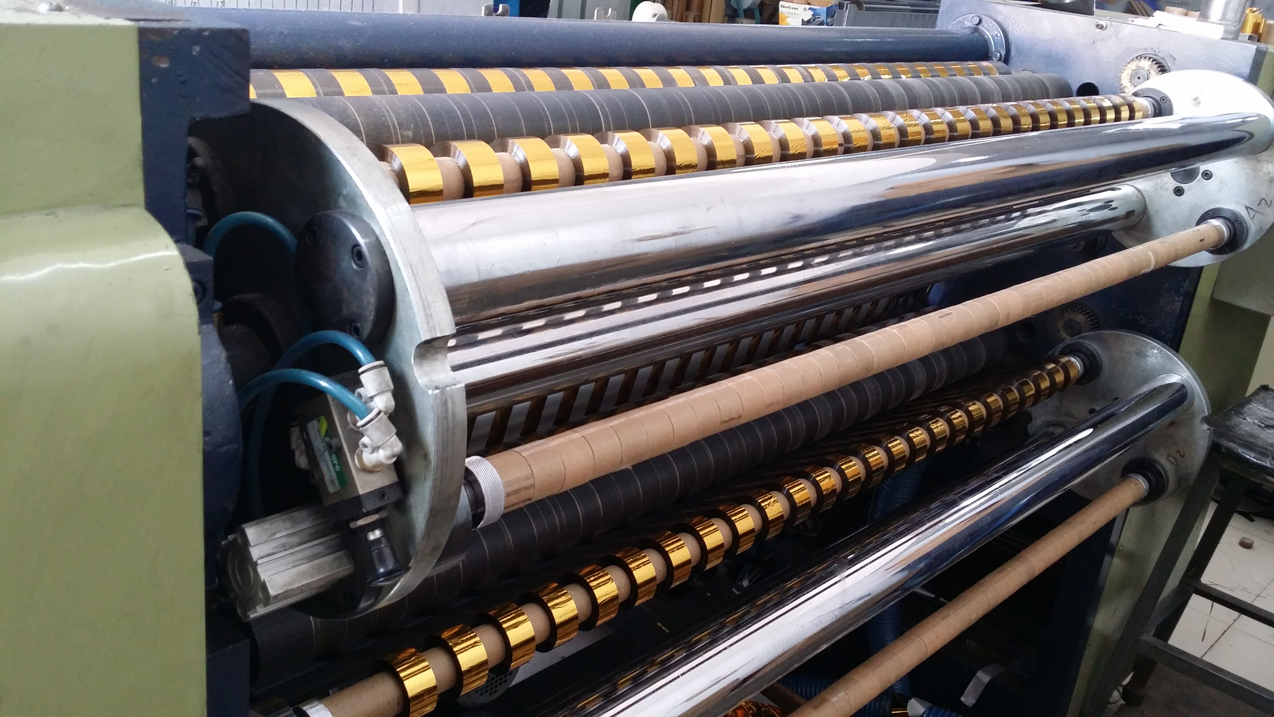 Black Gold Silver High Quality Scf-900 Date Coding Ribbon 30mmx100m Type Date Batch Number Printing Hot Coding Foil Tape manufacture