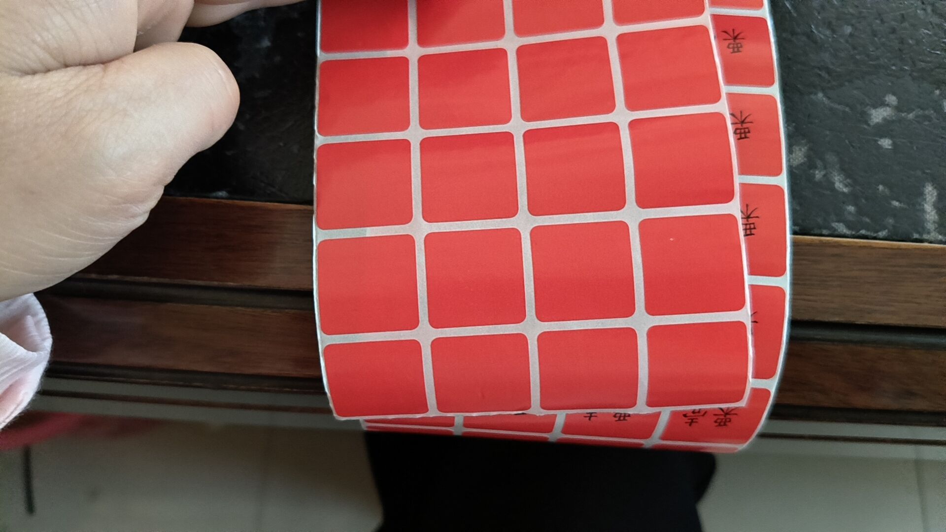 Customizable Self-adhesive Paper Packaging Label Thermal Printing Transparent Sticker Roll