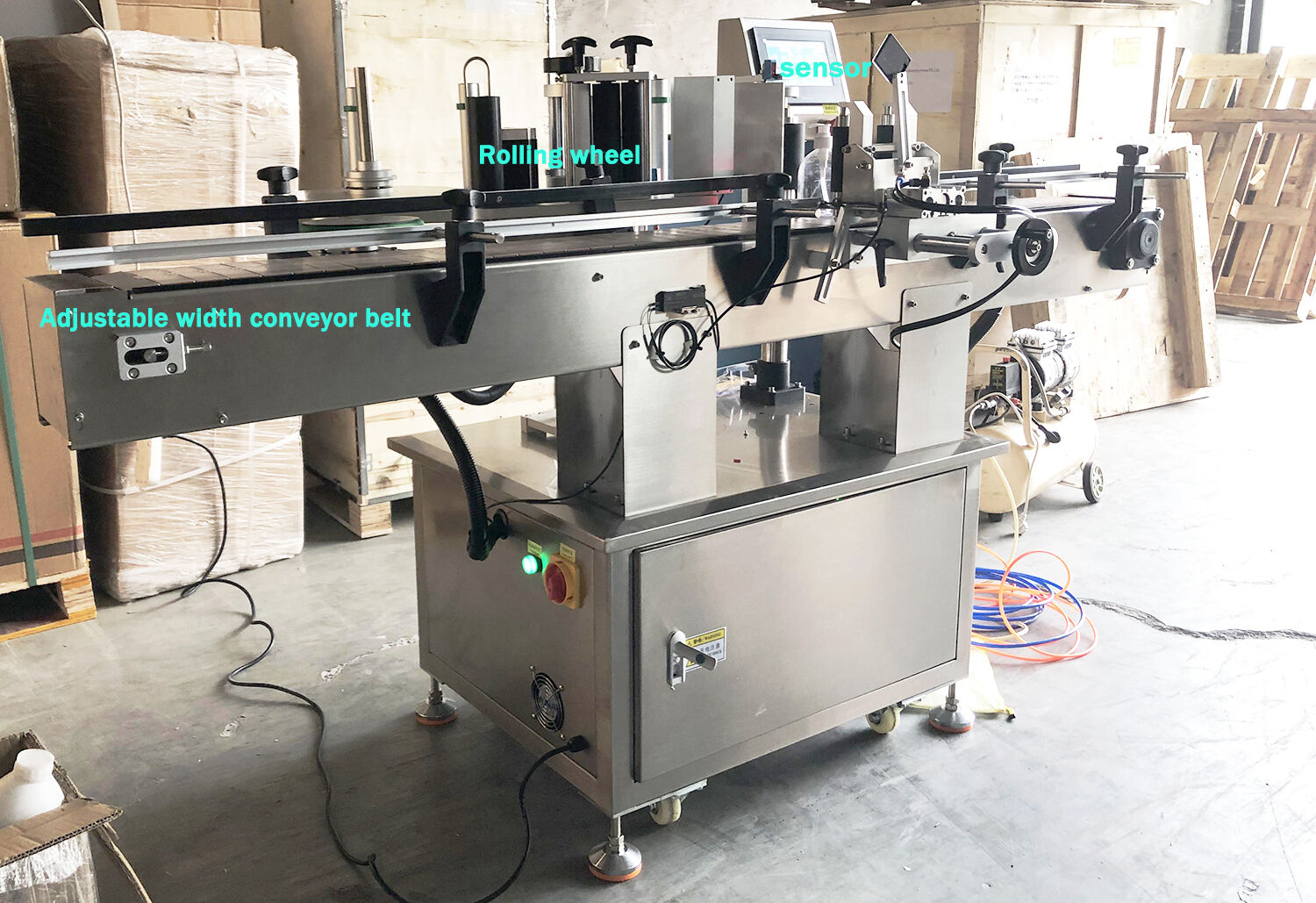 Precision Labeling · High-Efficiency Empowerment: Fully Automatic Roll-Up Round Bottle Labeling Machine, Facilitating Packaging Production Line Upgrades.