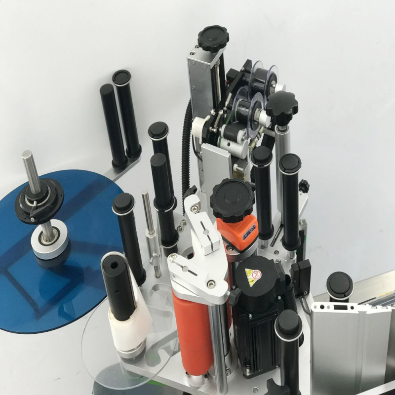 High Performance Benchtop Cylindrical Bottle Labeling System: Efficient Output
