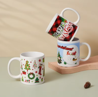 Christmas Mugs: Cozy Designs for Hot Chocolate and Holiday Drinks