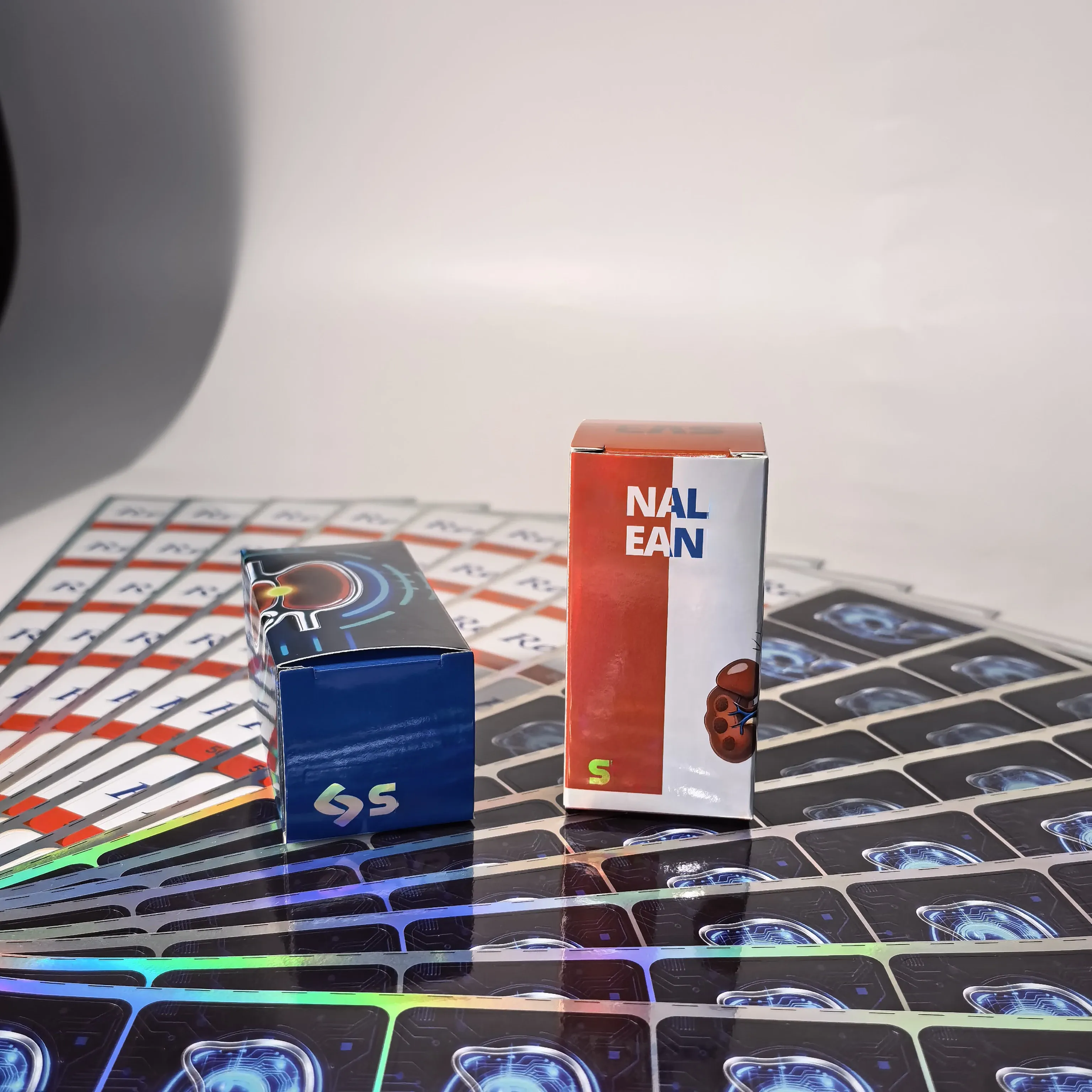 elegant holographic foil box with magnetic closure for peptide and serum bottles  trays   premium pharmaceutical packaging-0