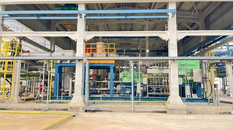 Sinopec Zhenhai Refining and Chemical 11 million tonsyear refining and high-end synthetic new materials project process screw compressor a successful drive  .jpg