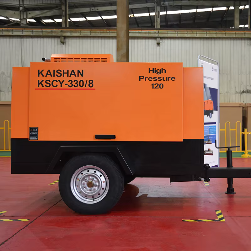 8 diesel engine mobile screw air compressor for drilling-1