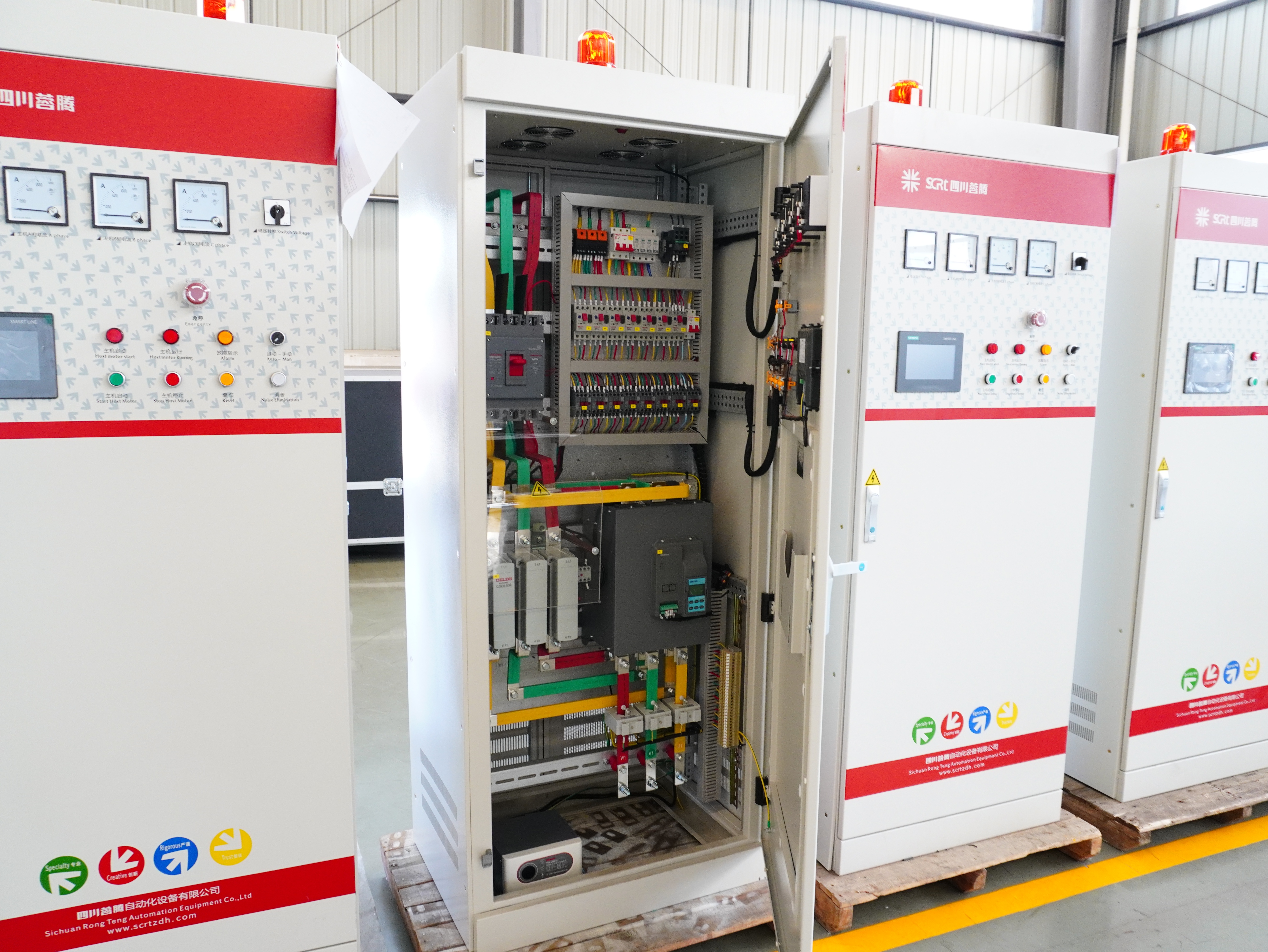 ​Industrial Electrical Cabinets | Custom NEMA-Rated Enclosures for Harsh Environments