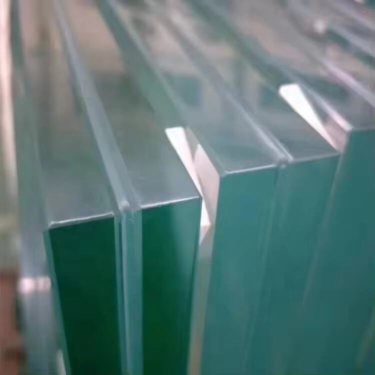 Top Benefits of Using Clear Glass in Home Design