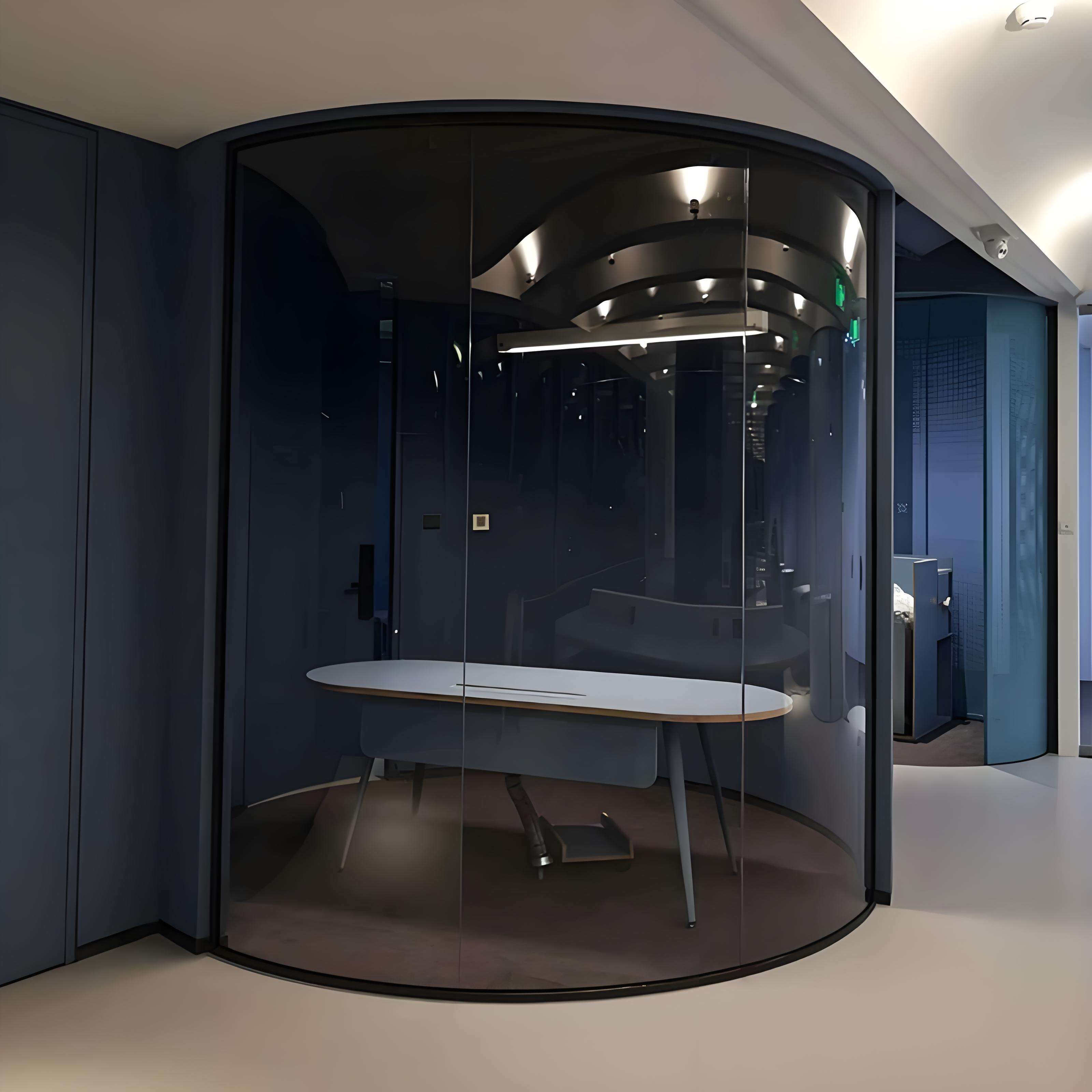 Hoe Om Versierlike Glas Kreatief in Deure en Vensters te Inkorporeer?