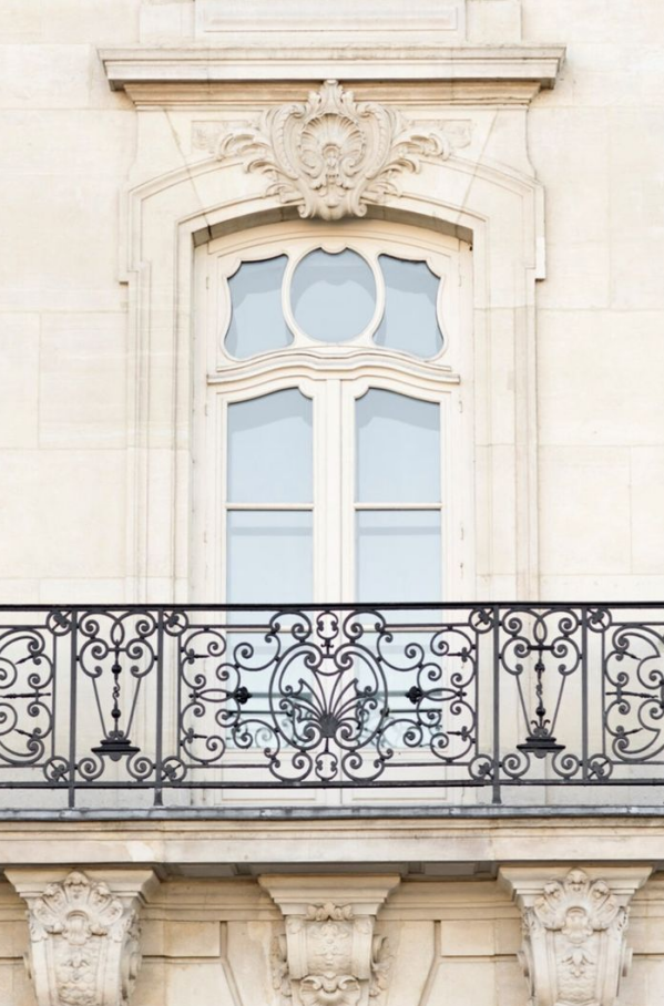 Can Custom Design Meet Your Iron Balcony Railing Needs
