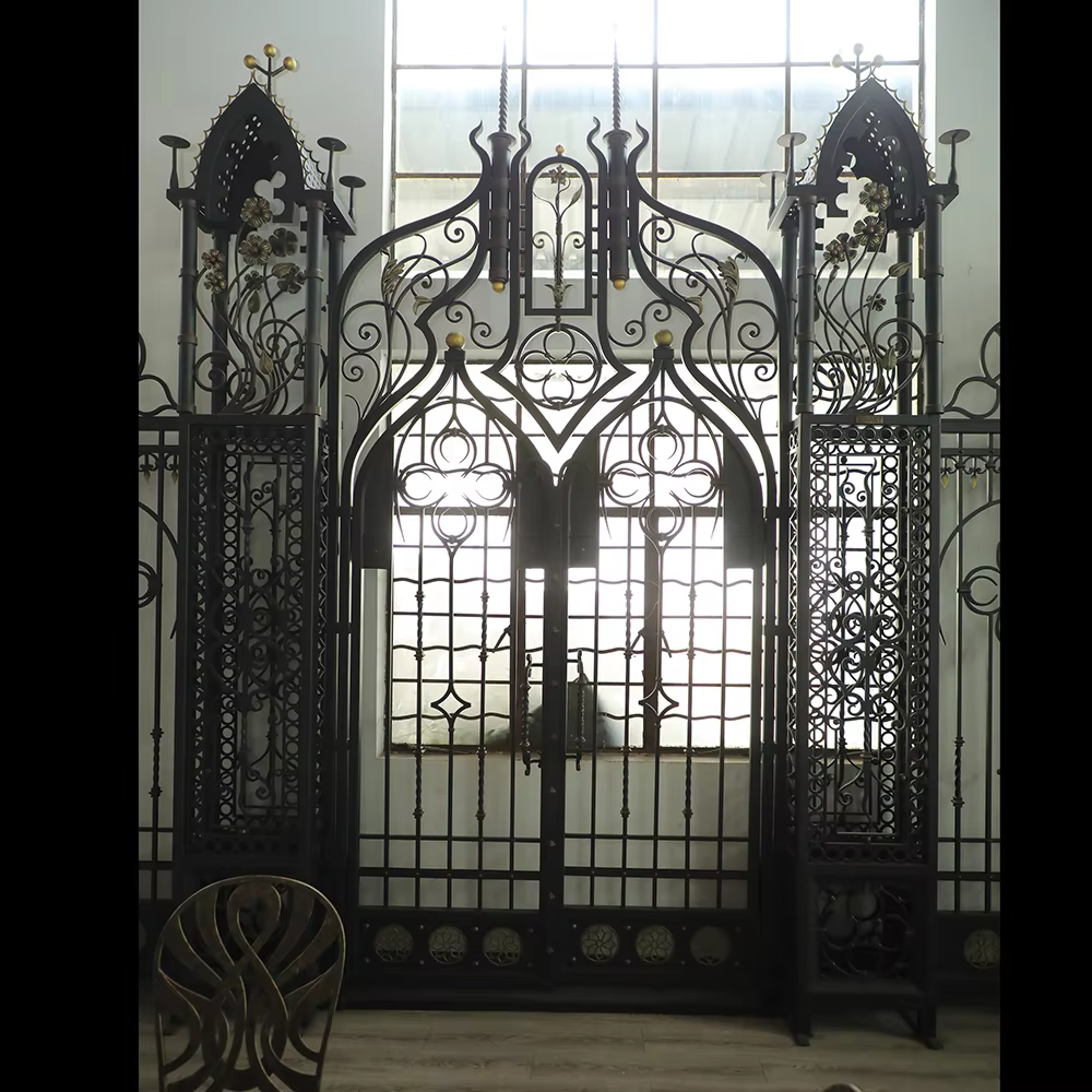Modern Handmade Wrought Iron Gate Customizable for Contemporary Home Security supplier