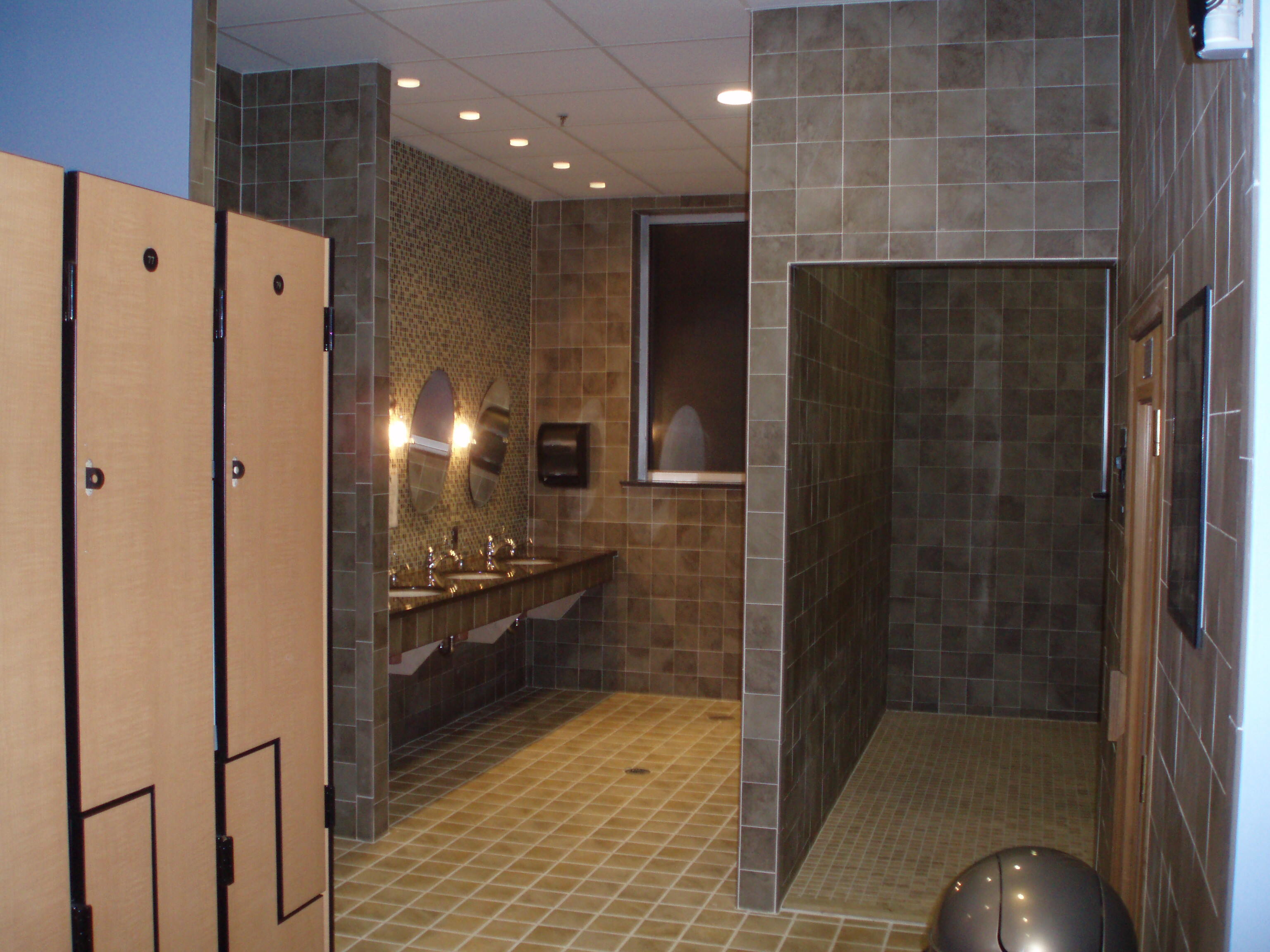 What Maintenance Tips Keep Phenolic Locker in Top Condition?