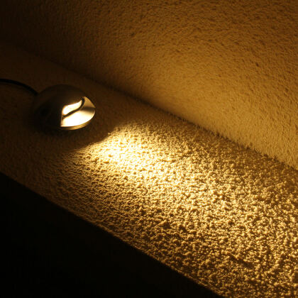 Lampe de base unidirectionnelle extérieure à émission latérale et transparente, lampe de marche-avant LED, lampe de passage