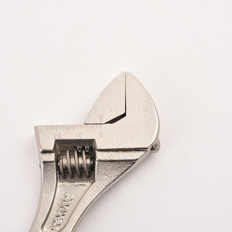 Tips to maintain your wrench for longer service life
