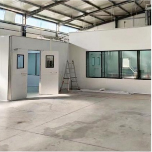 Salle propre modulaire Classe 10000 au Portugal réalisée par anlaitech en 2024