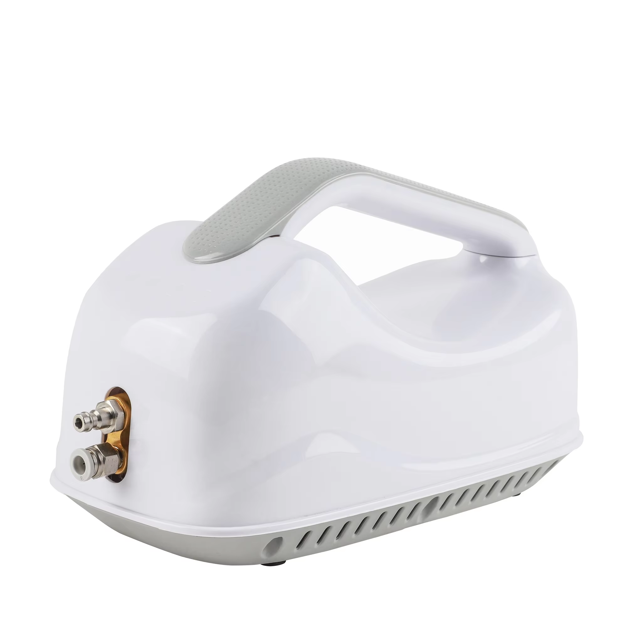 Can outdoor mister reduce summer heat effectively?
