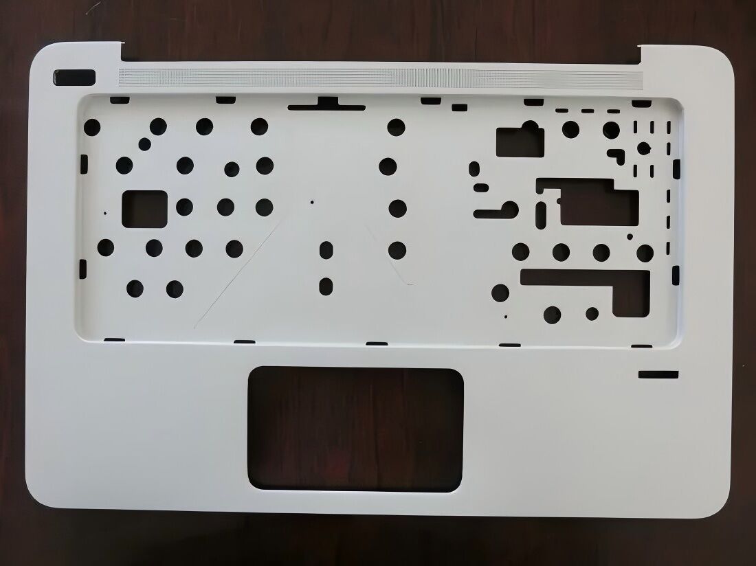 Thin magnesium alloy casings for laptops