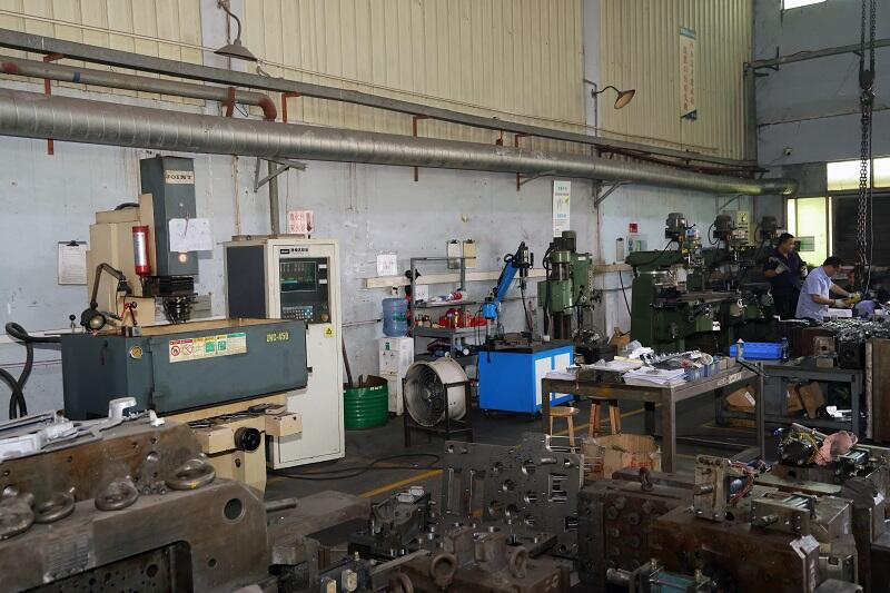 Taller de fabricación de moldes